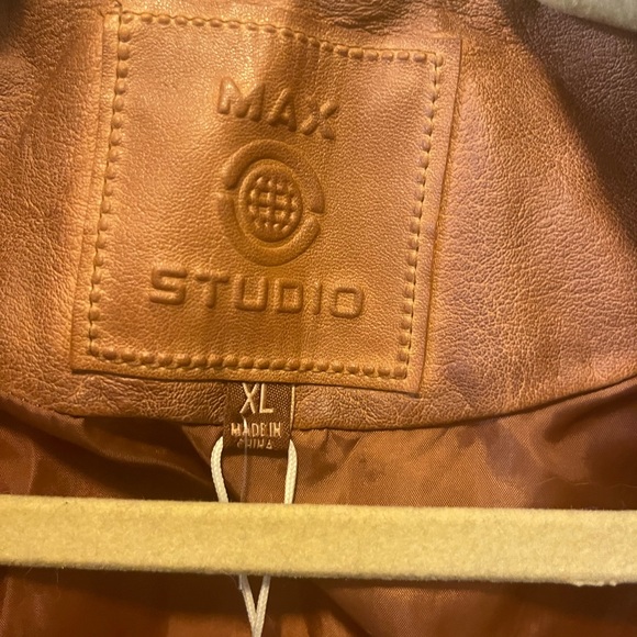 Max Studio Leather Jacket - Picture 3 of 4